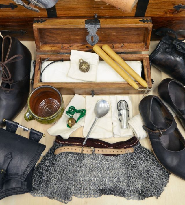Photo of some replica artefacts from the Battle of Bosworth